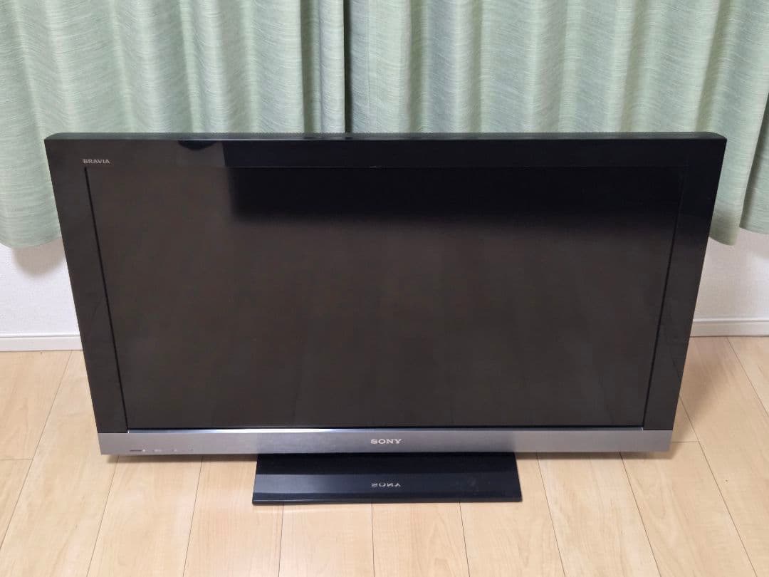 SONY BRAVIA 40インチ液晶テレビ　フルHDパネル
