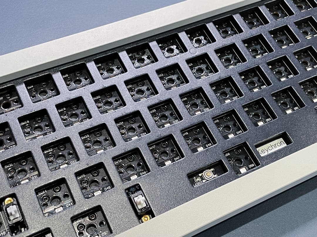 Keychron Q60 QMK ベアボーン メカニカル キーボード HHKB