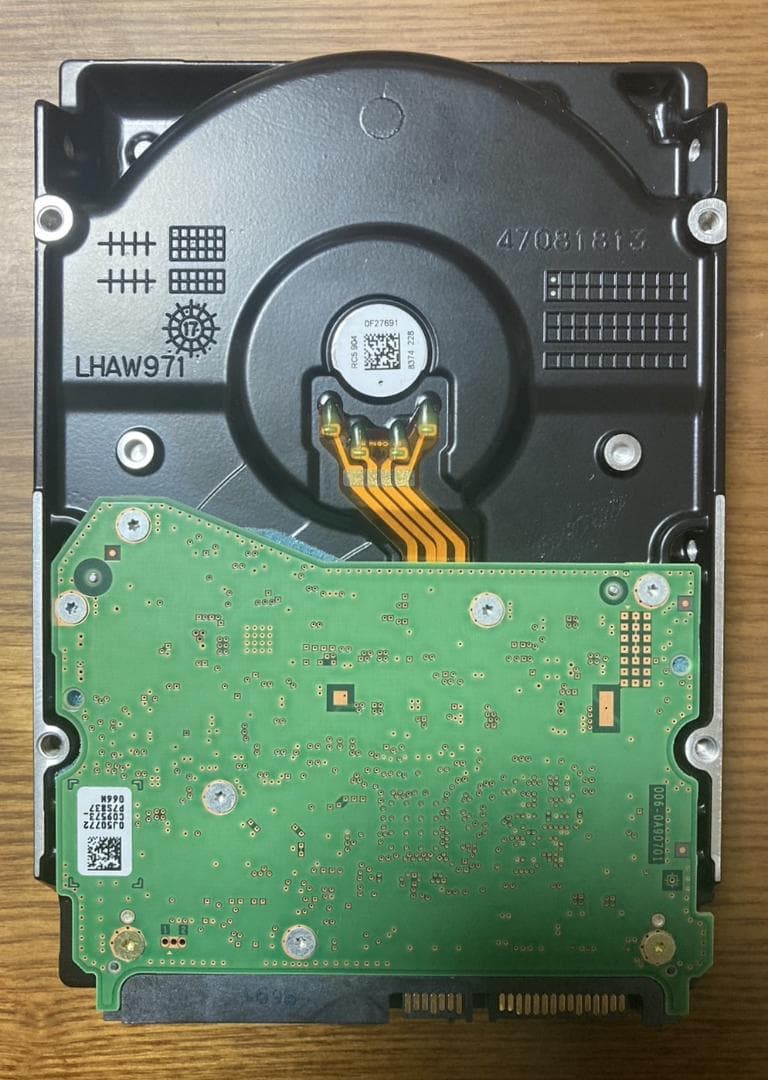 Western Digital WD100EFAX （3.5 HDD 10TB）