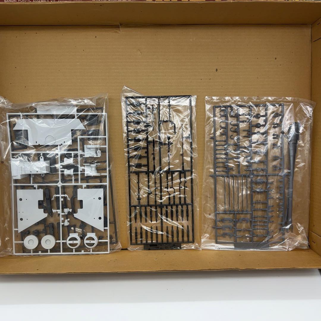 未使用 バンダイ 1/24 キング•タイガー ドイツ陸軍VI重戦車 プラモデル