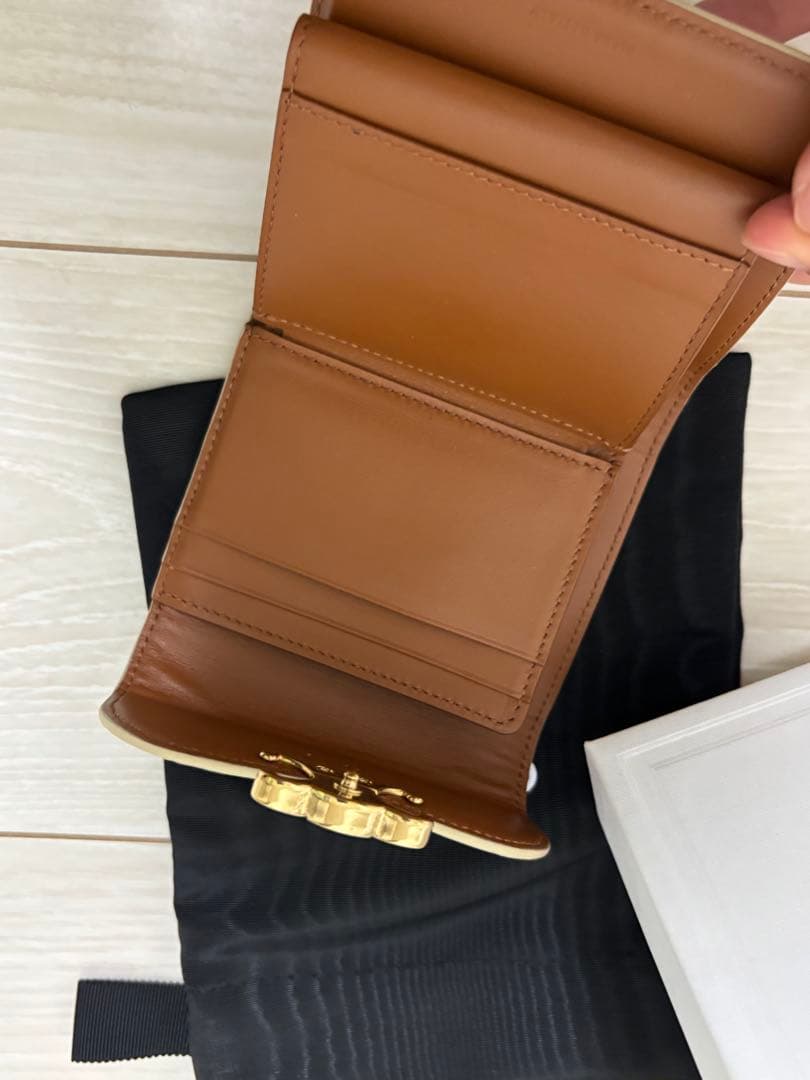 た*ぽ様 CELINE 三つ折り財布 ホワイト・ゴールド