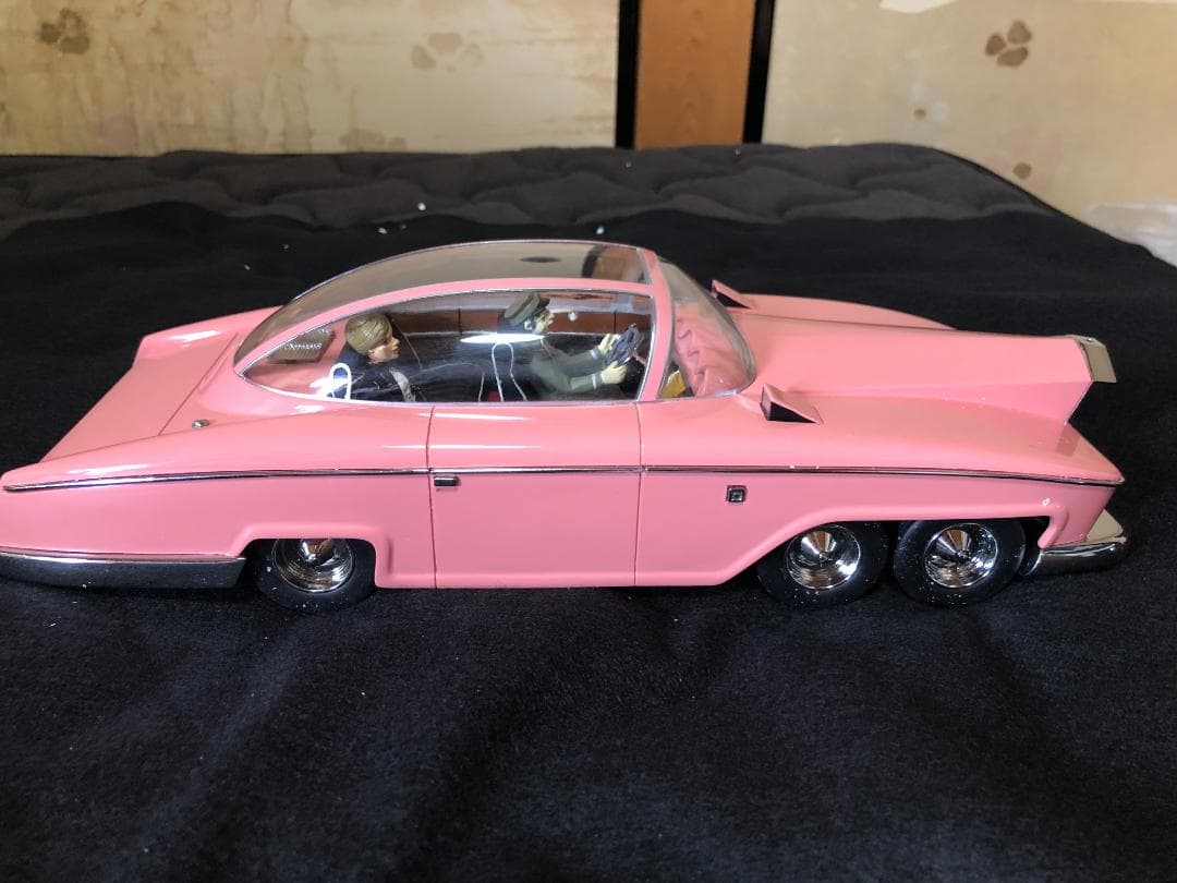 【ジャンク】AMIE 1/18 Lady Penelope's FAB1