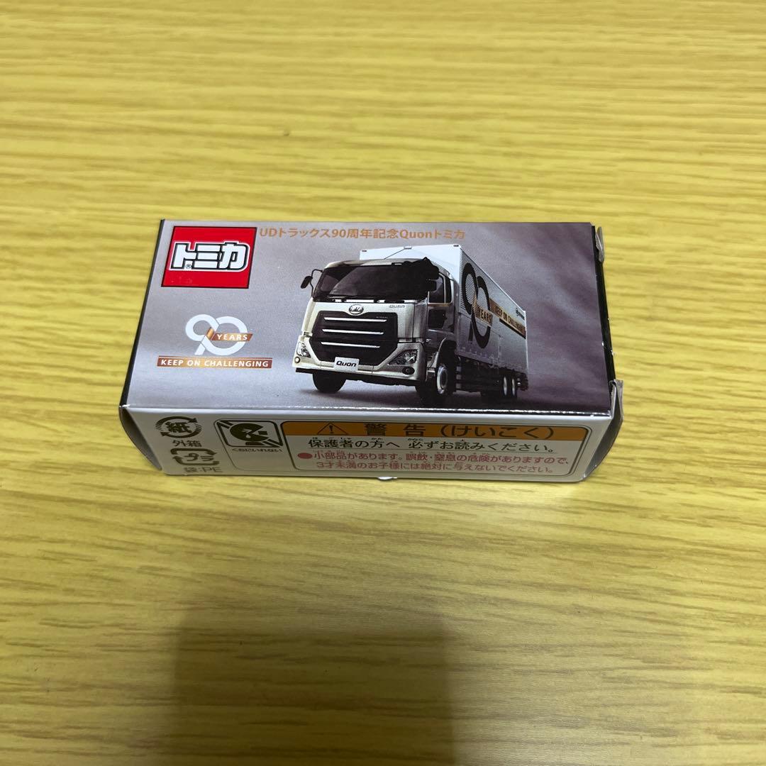 トミカ 日産UDトラックス90周年記念限定品