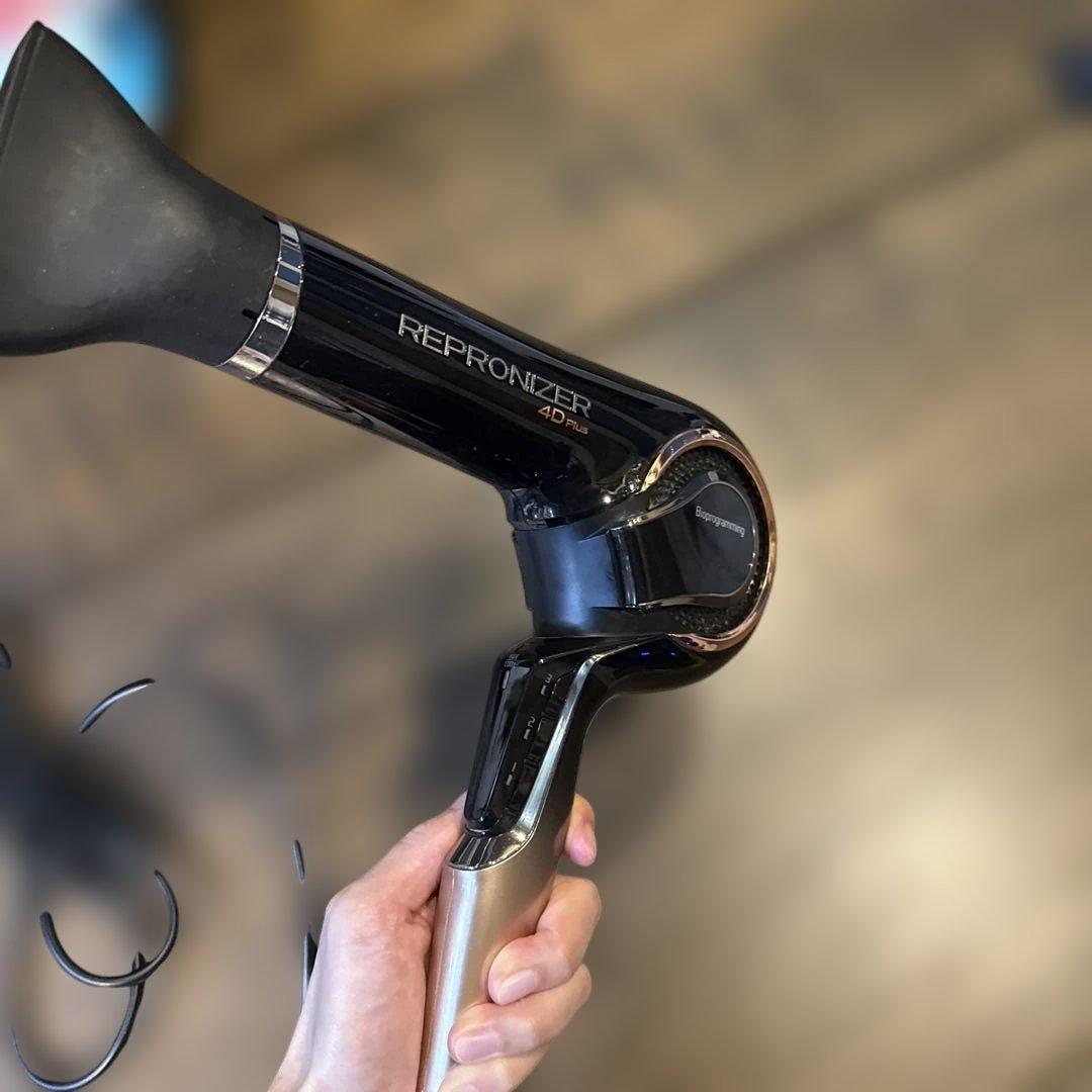 ヘアビューロン4Dヘアドライヤー ブラック/ゴールド