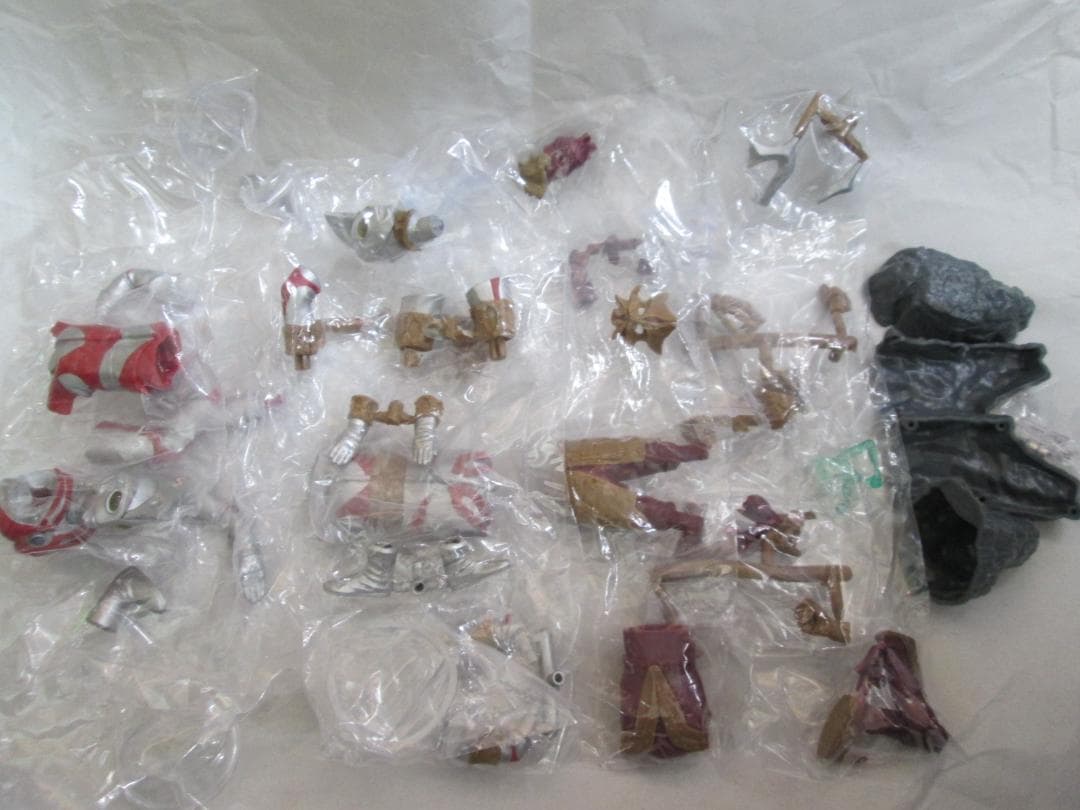 新品未開封　アルティメットルミナス　ブラックギラス レッドギラス セット