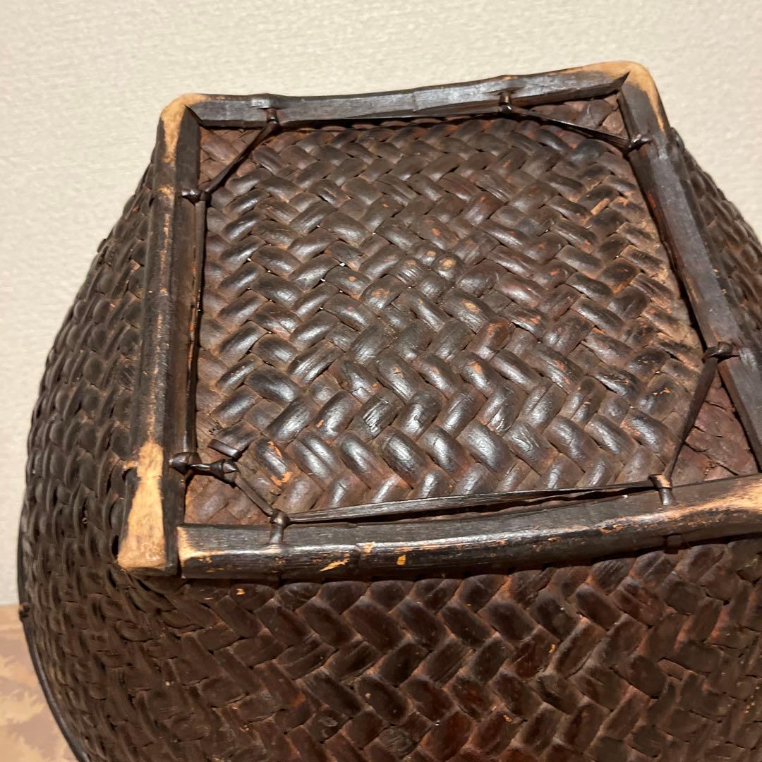 アジアン雑貨　アンティークかご