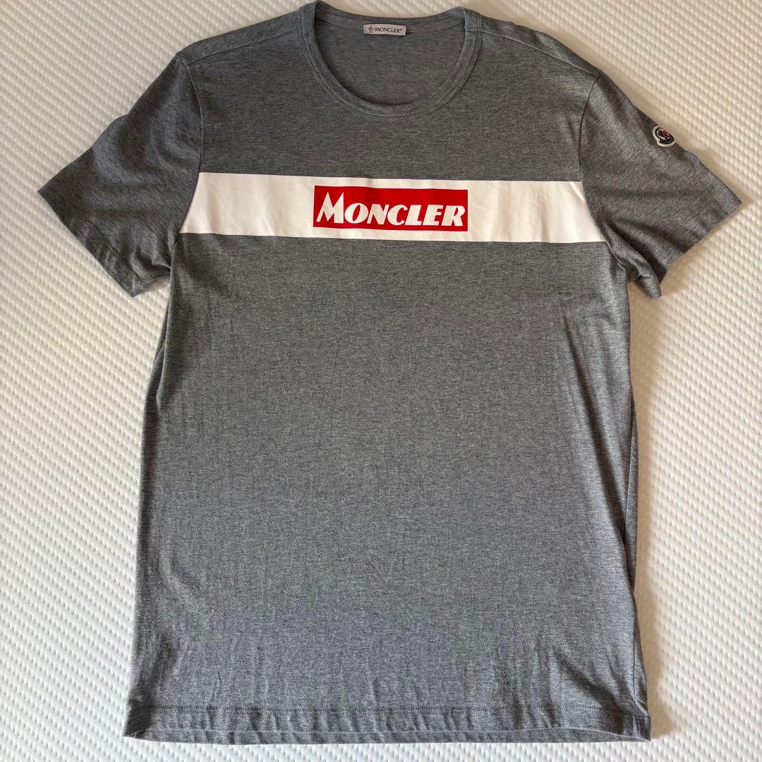Moncler グレー Tシャツ