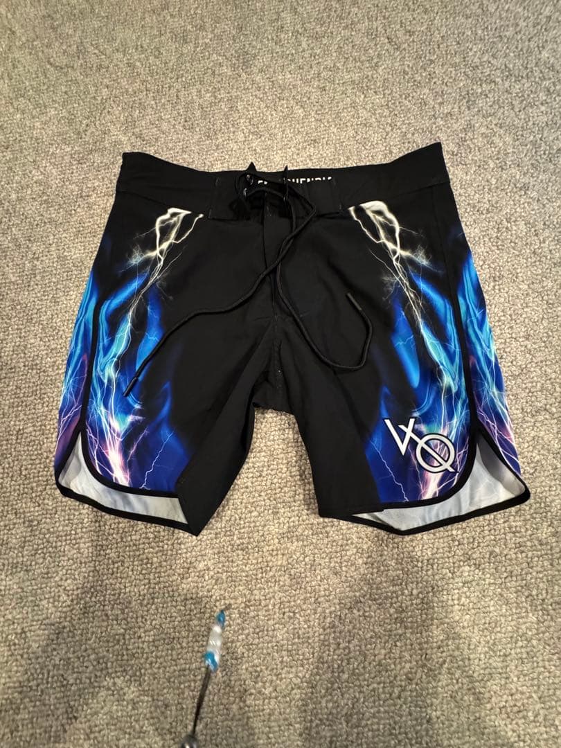 Vanquish 水着 28インチ Jeremy Buendia