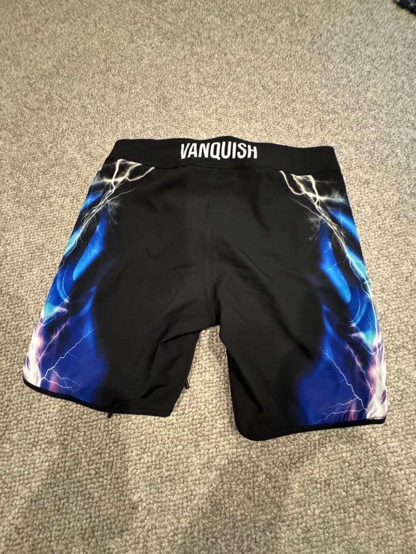 Vanquish 水着 28インチ Jeremy Buendia