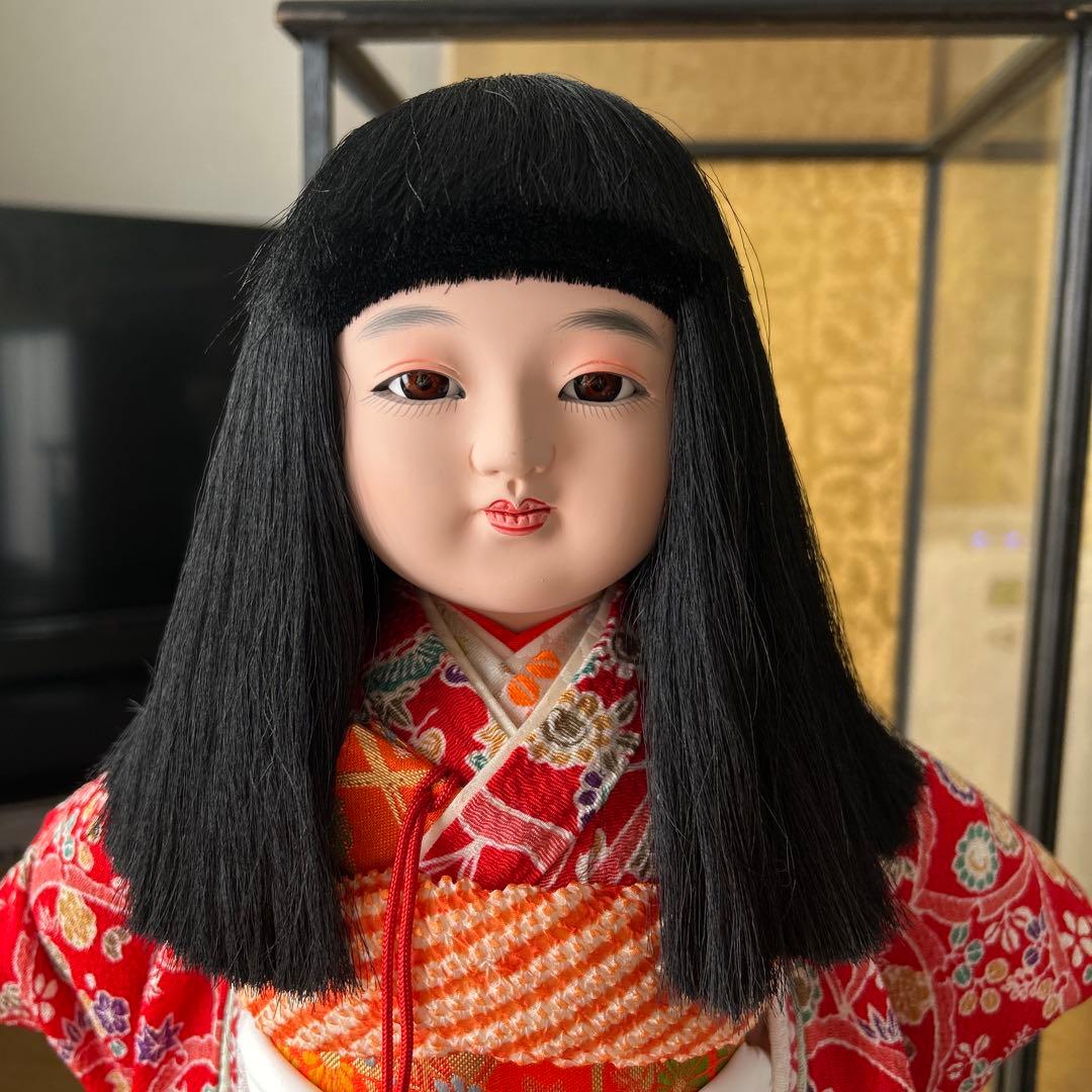 市松人形 赤い和服 伝統工芸品　ガラスケース付き 春峰作