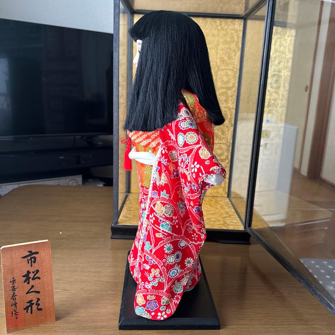 市松人形 赤い和服 伝統工芸品　ガラスケース付き 春峰作