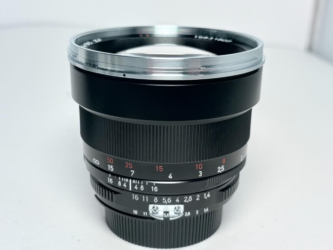 極上品 Carl Zeiss Planar T 85mm F1.4 ZF