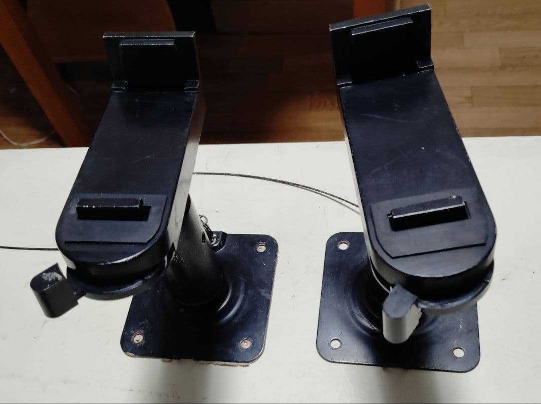 JBL スピーカー 2台セット 吊り金具付き