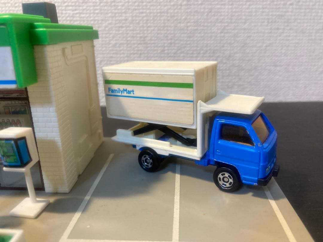 トミカタウン/ファミリーマート(トミカ付)