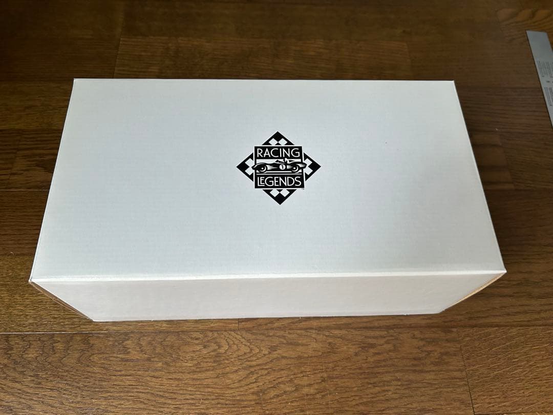 EXOTO 1/18 ポルシェ934 In Standox 未使用品