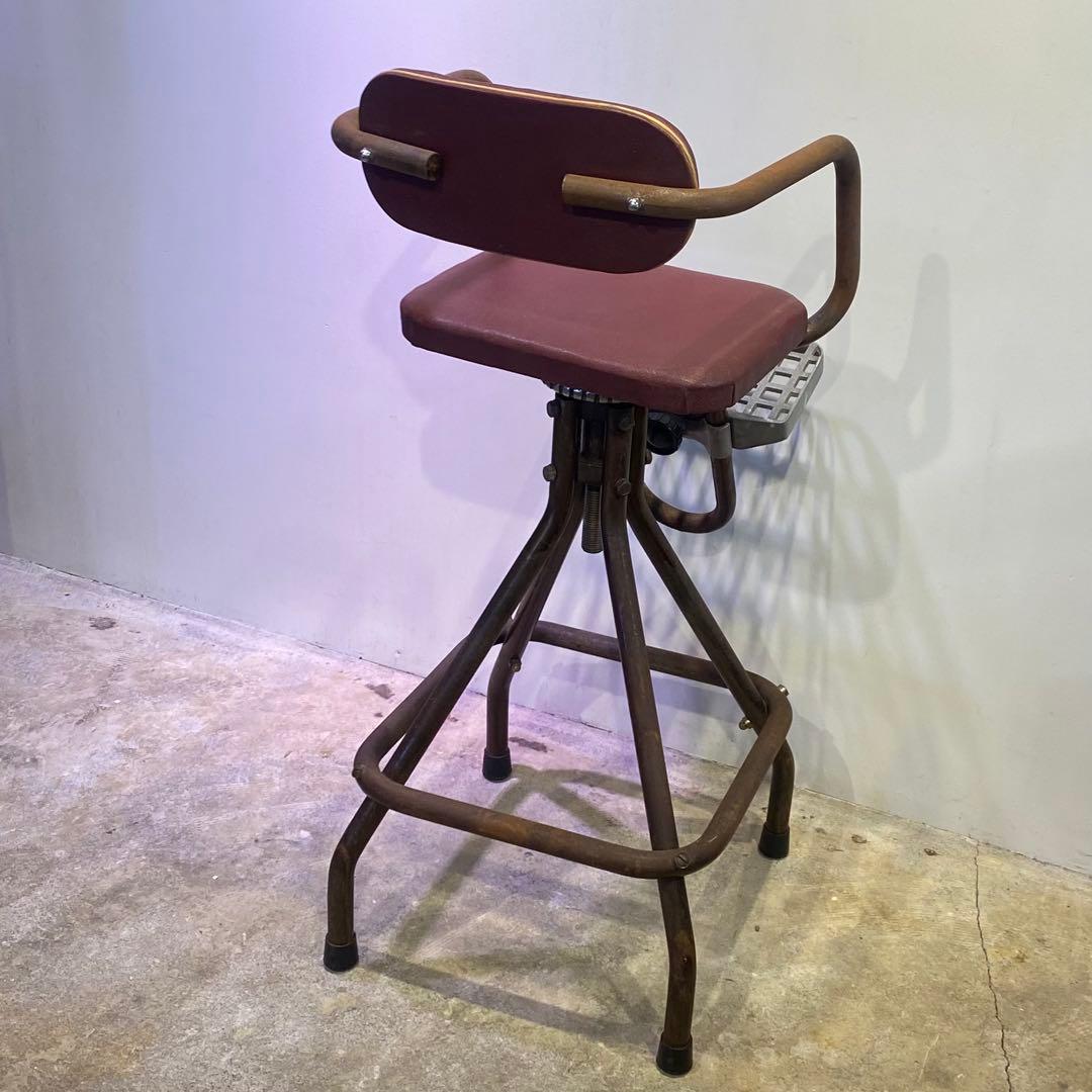 回転式ハイチェア カウンターチェア ディスプレイ 座面小さめ