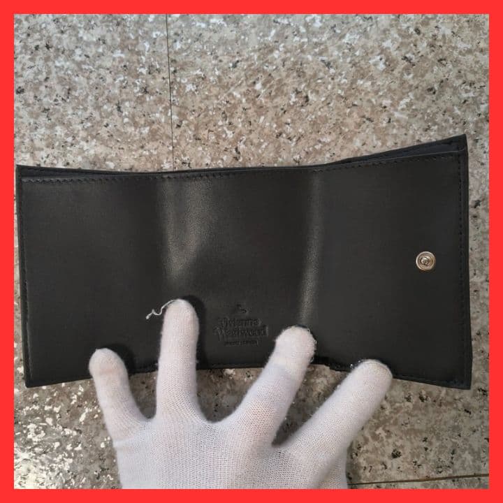 【新品未使用】ヴィヴィアンウエストウッド三つ折り財布　165VW765　ブラック