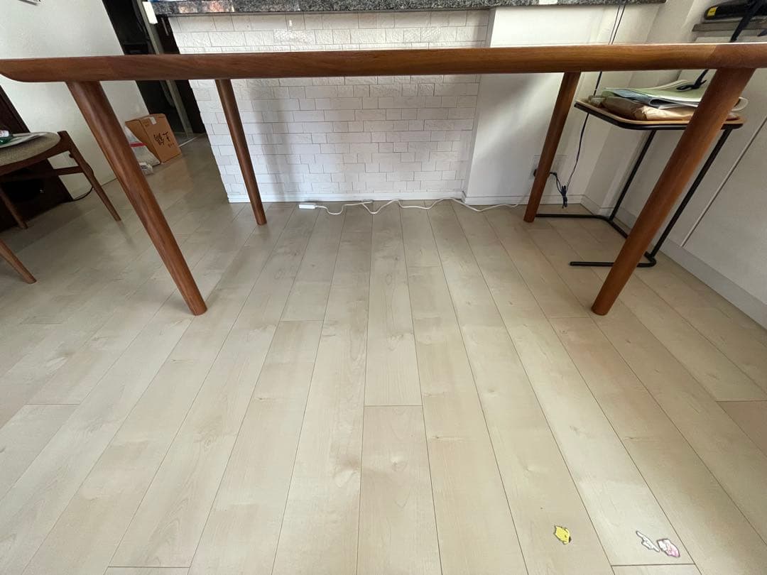 n*c様 condehouse KAMUYダイニングテーブル ナオト・フカサワデ