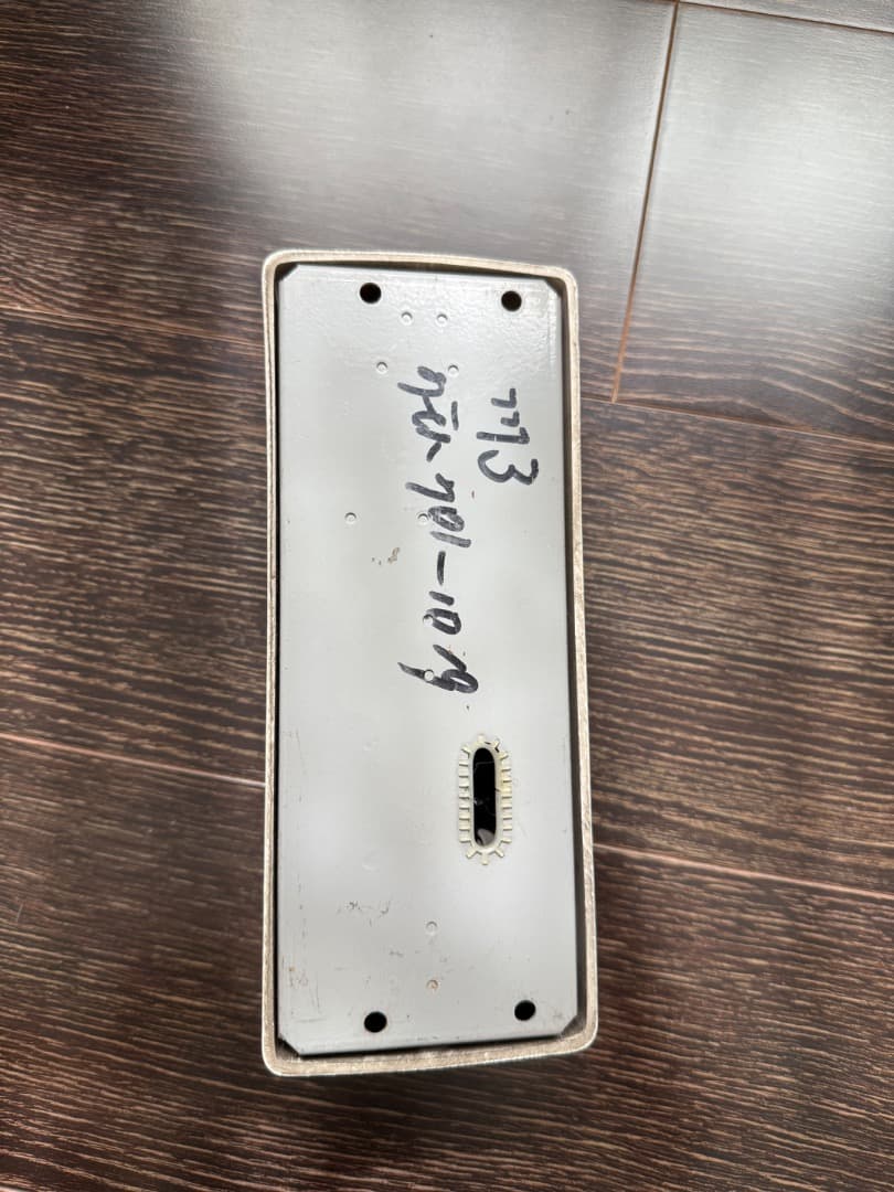 701系　半自動ドアボタン