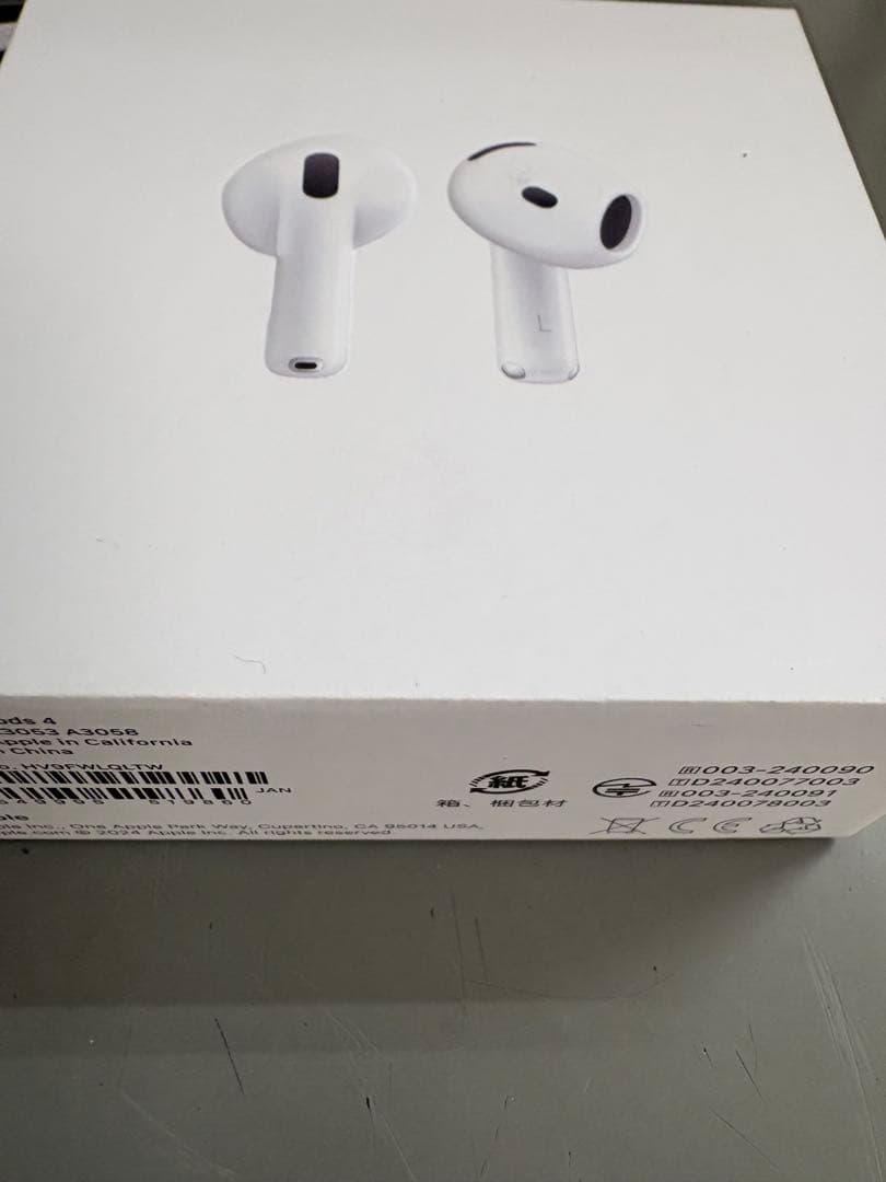 【左耳と充電器　新品】Apple AirPods 4 本体 ノイキャン非搭載