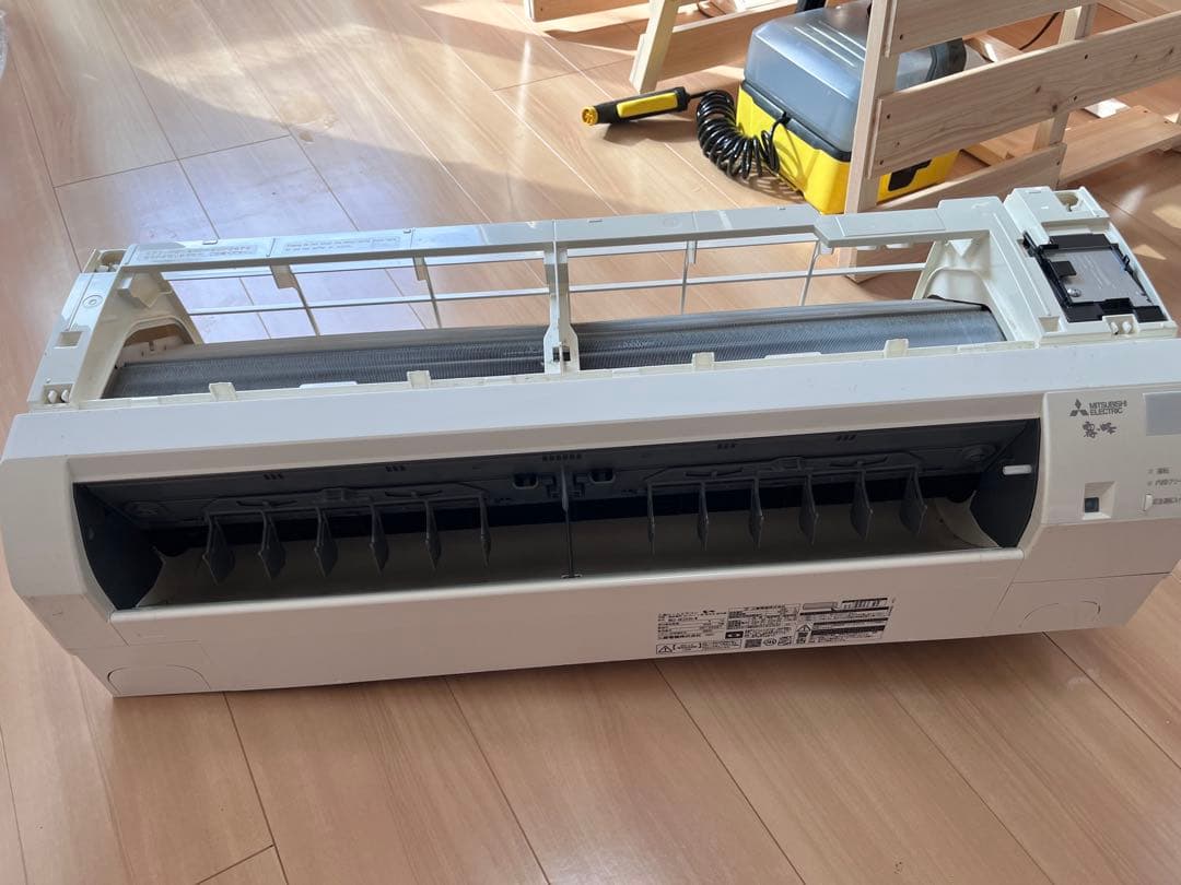 三菱 ルームエアコン MSZ-GE2220-W 6畳用 霧ヶ峰　室外機付き