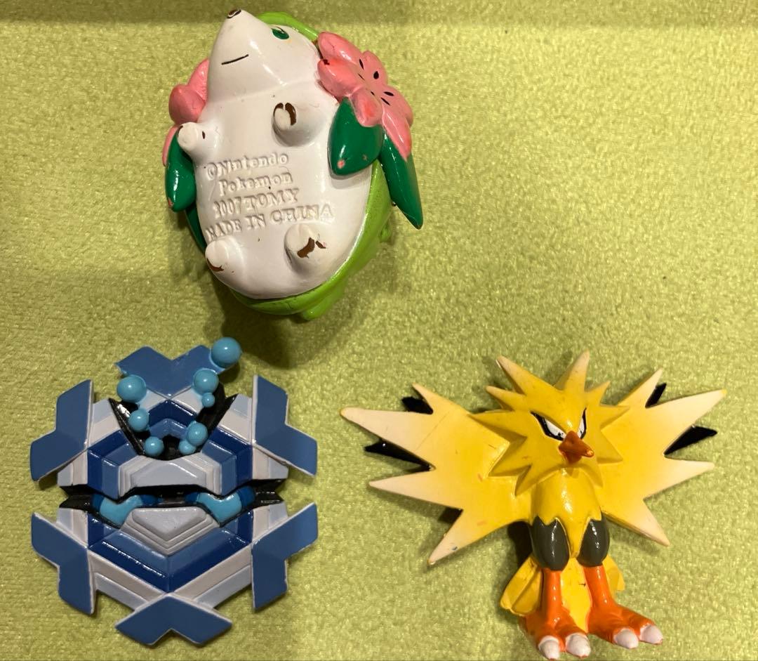 モンコレ　ポケモン　１４体（ビビヨン、アゲハント、サトシゲッコウガ、タブンネ）
