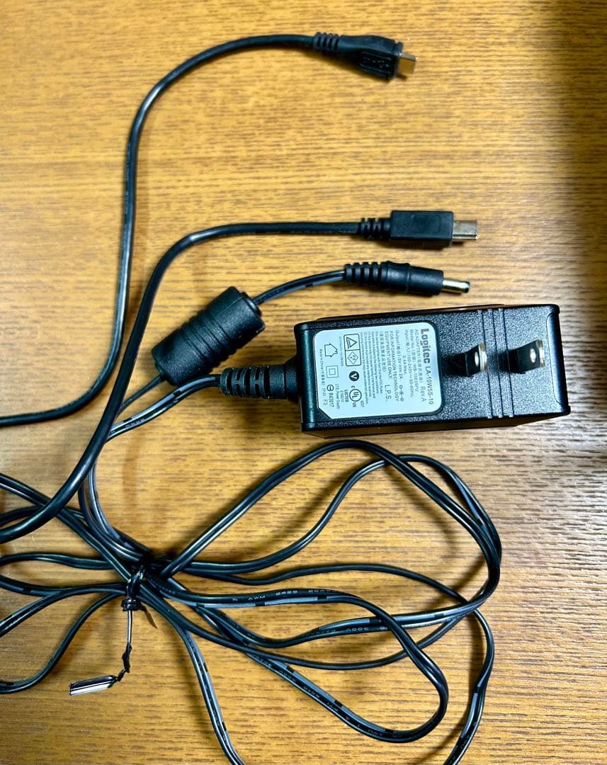 フィルム一眼レフカメラ「Nikon F-801s」　ストロボその他セット