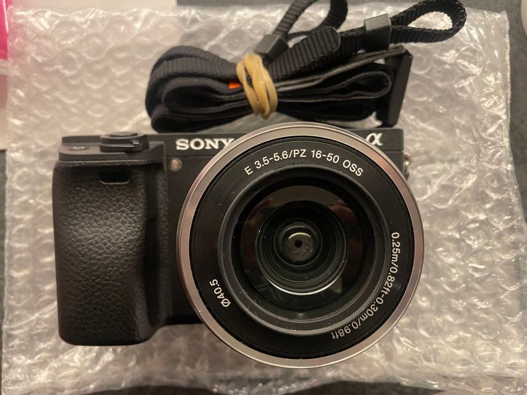 SONY a6300 一眼レフカメラ　標準レンズキット　レンズ交換不可