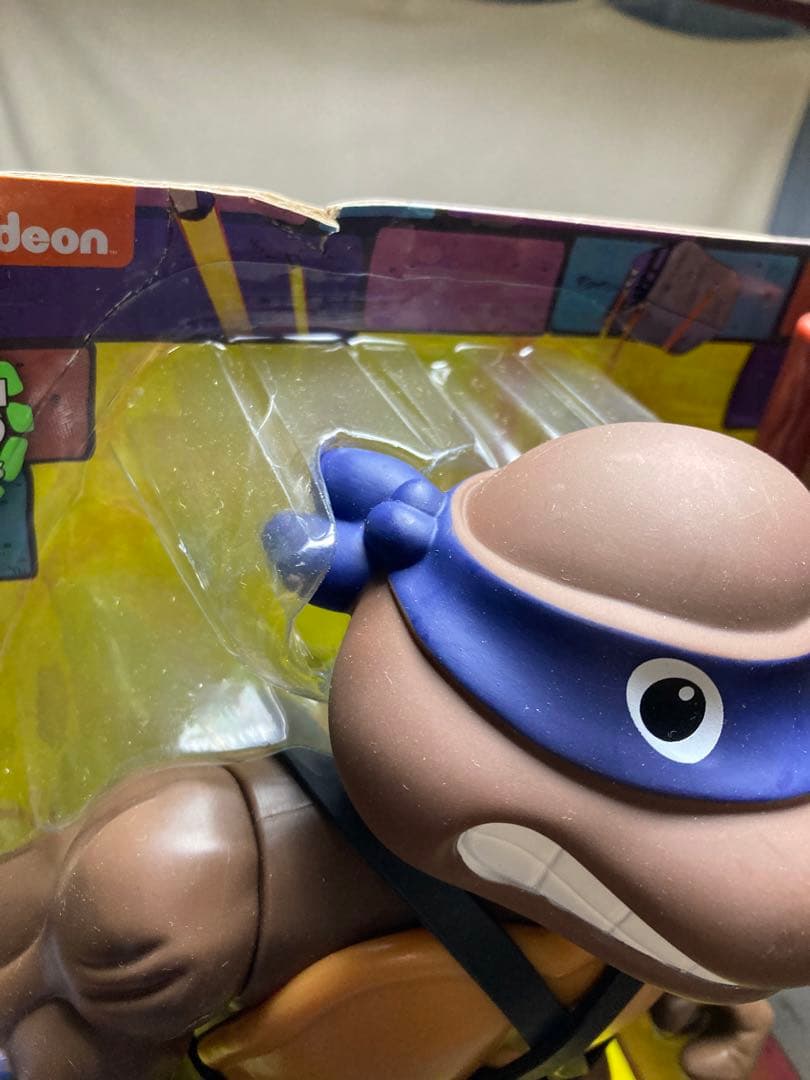 ミュータント タートルズ ジャイアント フィギュア復刻版プレイメイツ