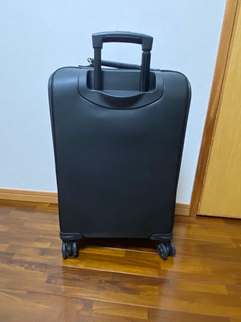 美品　COACH コーチ 2輪 黒キャリーケース　スーツケース