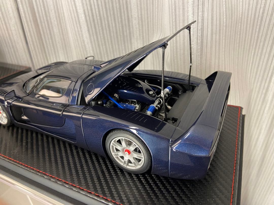 AUTOart オートアート 1/18 マセラティ MC12 本体のみ