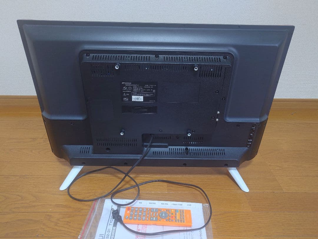 SANSUI WD32-31 液晶テレビ 本体