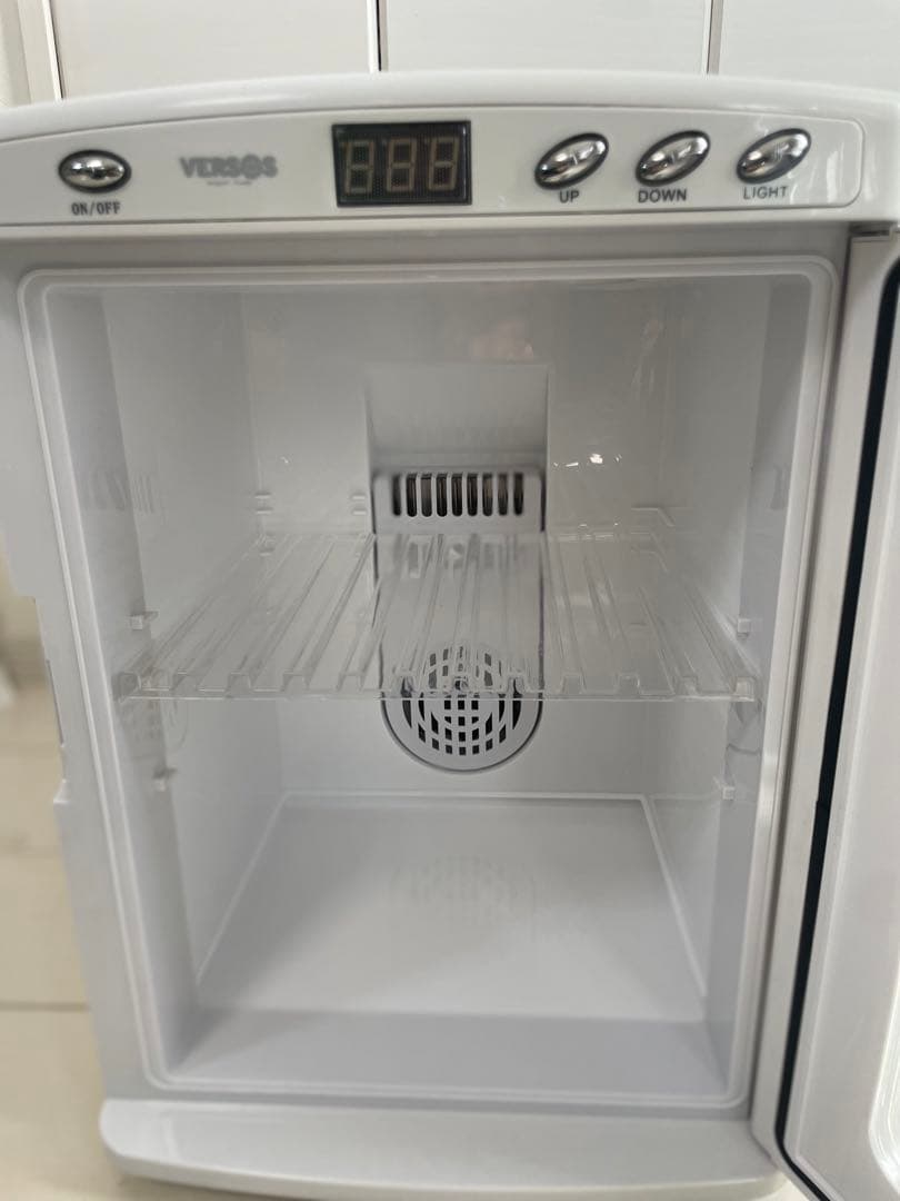 【美品】　VERSOS 25L 冷温庫　VS-404