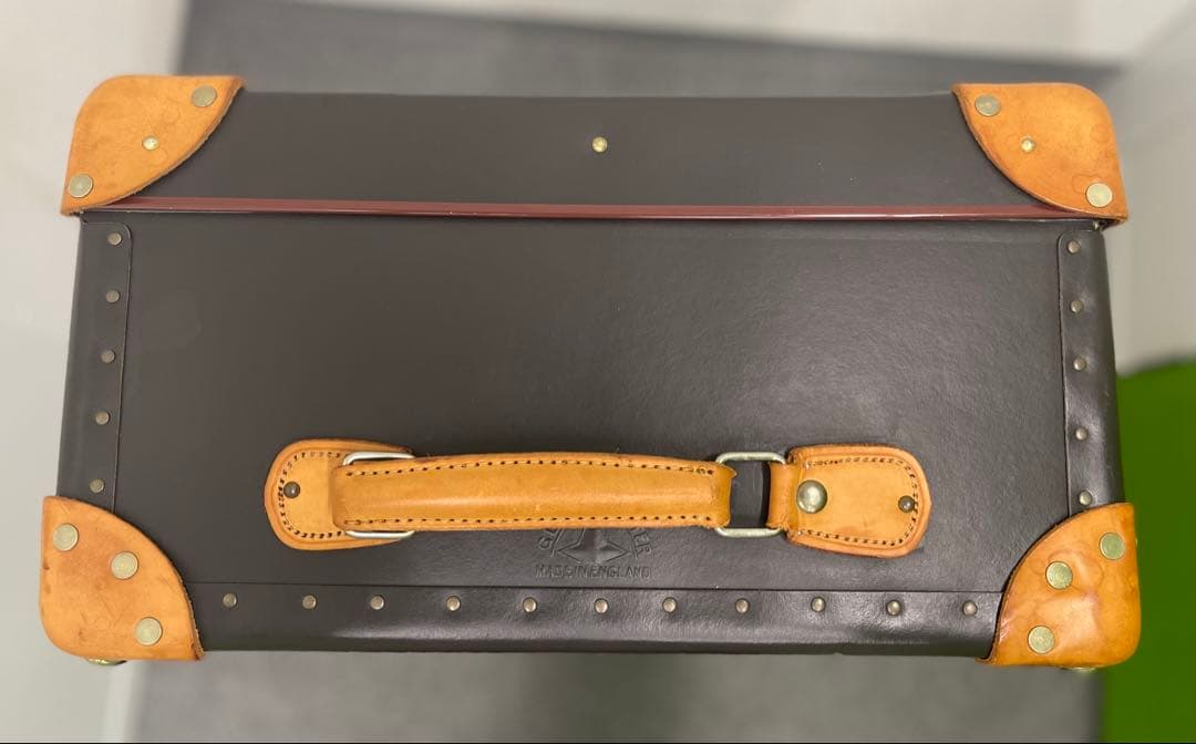 グローブトロッター Globe Trotter サファリ 28 美品