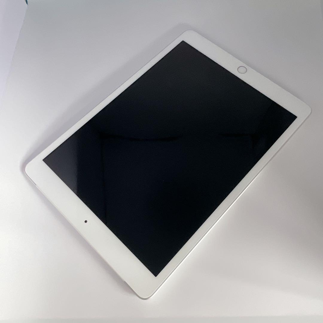 【良品】iPad 第8世代 32GB SIMフリー