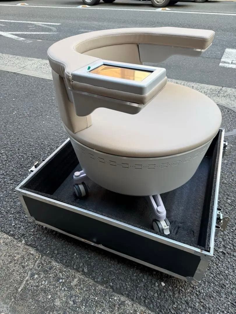 即日発送可能！ベージュ！骨盤底筋トレ一ニングチェア EMS 電磁パルスチェア