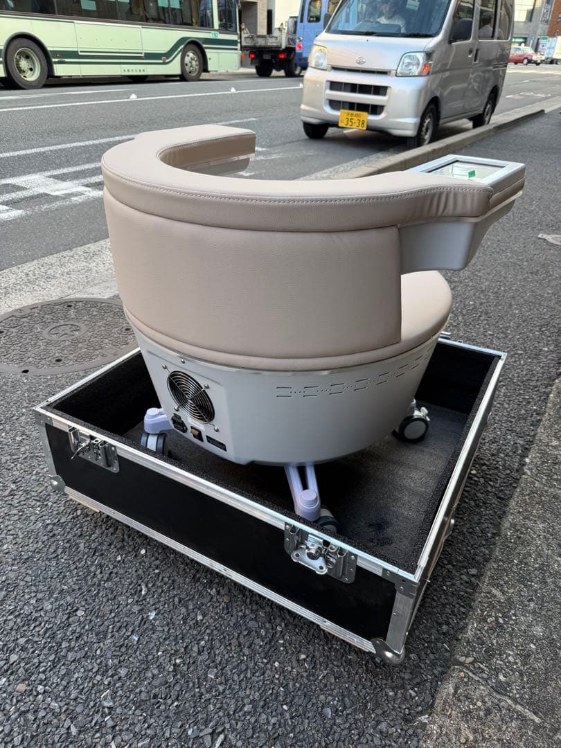 即日発送可能！ベージュ！骨盤底筋トレ一ニングチェア EMS 電磁パルスチェア