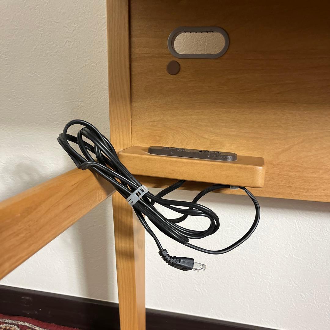 KOIZUMIコイズミ◾️コンセント付きデスク KWD-131 机 パソコン 木製