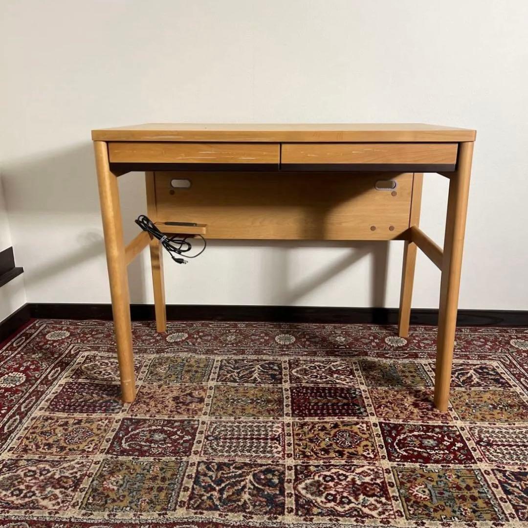 KOIZUMIコイズミ◾️コンセント付きデスク KWD-131 机 パソコン 木製