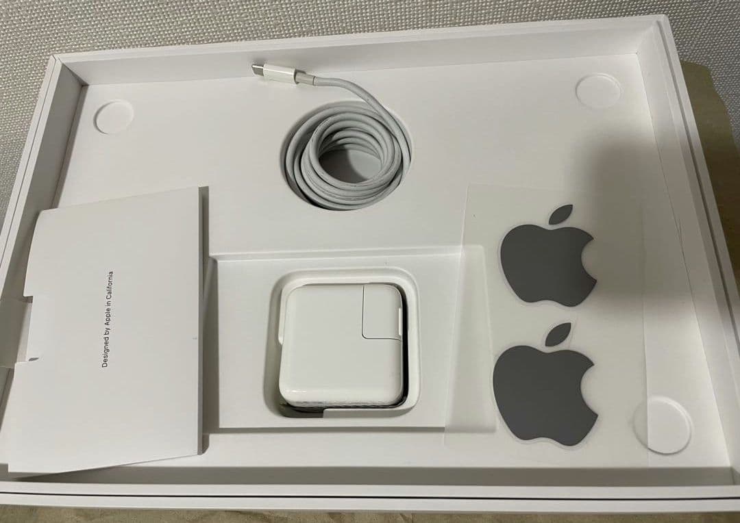 MacBook Air 2020 13インチ シルバー