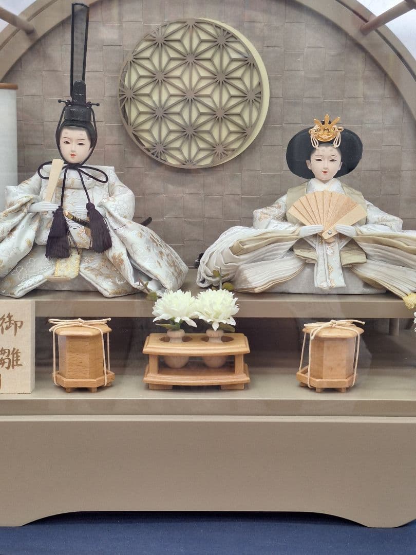 値下げ！ 今期新作 雛人形 平安豊久作 真凛 円形丸型 モカ色 アクリルケース