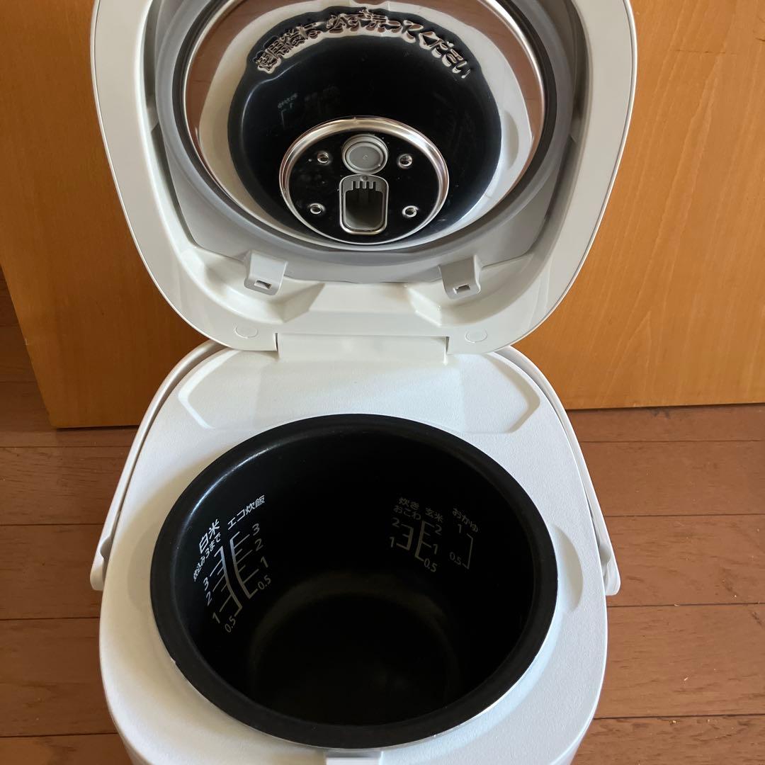 パナソニック　Panasonic SR-KT060炊飯器3.5合炊き