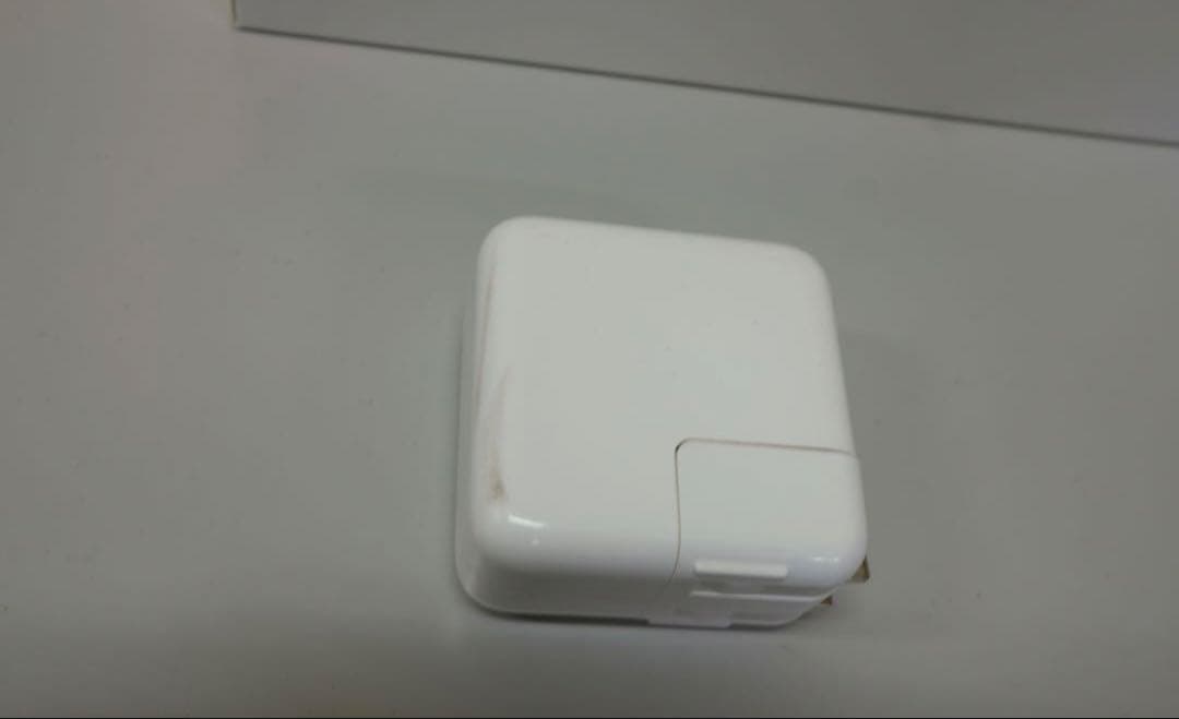 MacBook本体 Apple MacBook Air 13 M1 8GB 256GB 2020