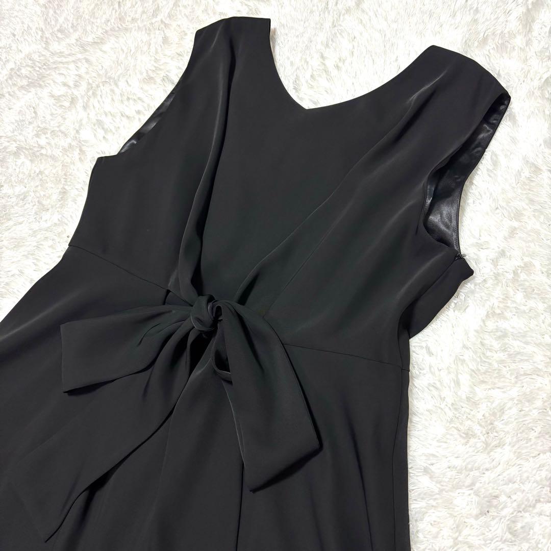 ストロベリームーン　LA COUPE リボン プリーツ 光沢 ブラック