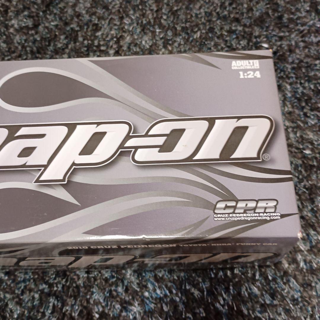 スナップオン　Snap-on ドラッグカー 1/24スケール　オートワールド