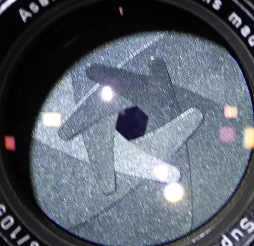 3211682　お薦め極上美品　Super-Takumar　F2.8/105mm