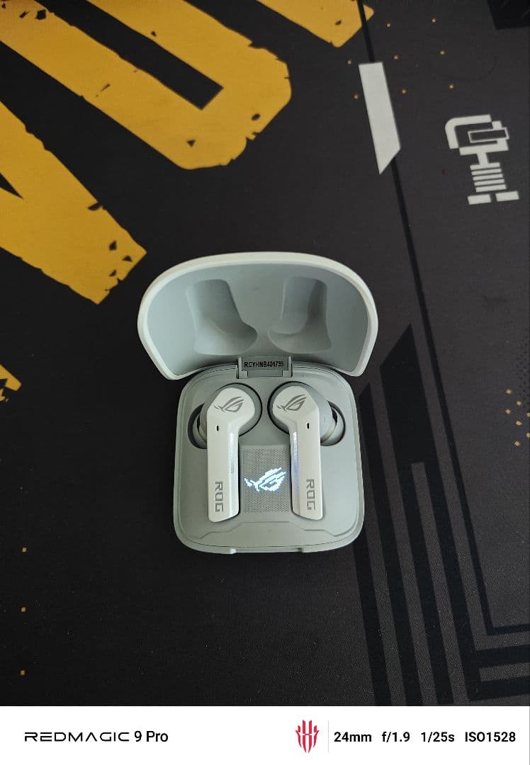 ROG CETRA TRUE WIRELESS ANCイヤフォン