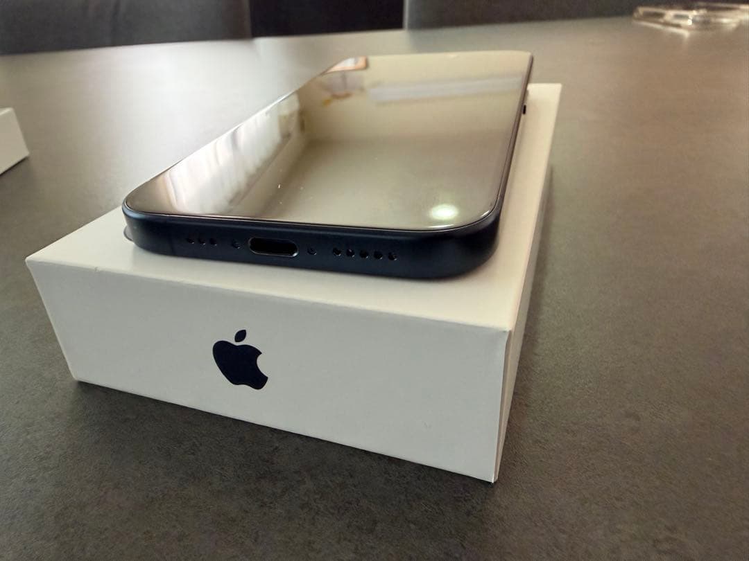 【美品電池93%】iPhone15 Proブルーチタニウム256GBSIMフリ-