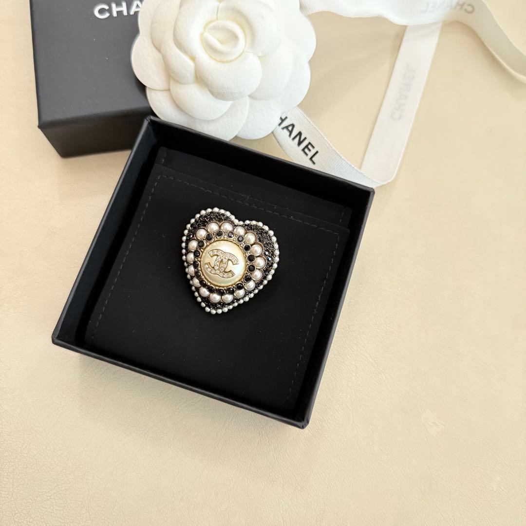 新品＊CHANEL＊ブローチ＊ハート＊ブローチ パール装飾＊ゴールド