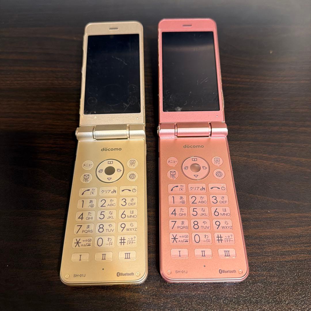 【美品】docomo SH-02L ゴールド ピンク （ガラホ）2色セット